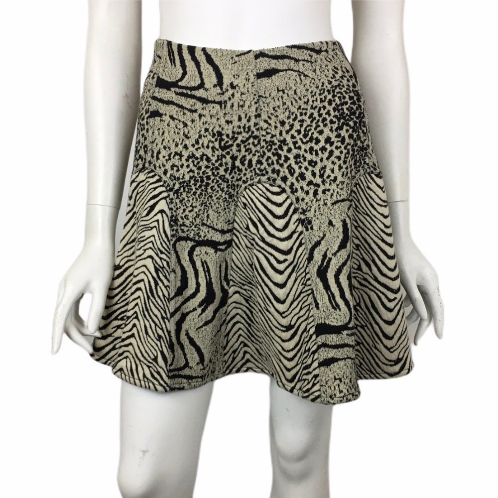 Victoria's Secret Skirt Animal Print Stretch‎ NWOT